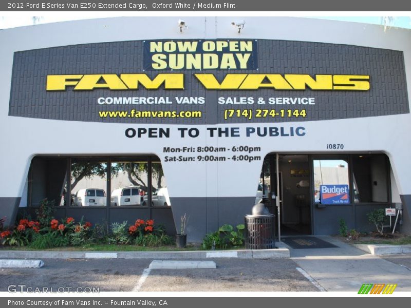 Oxford White / Medium Flint 2012 Ford E Series Van E250 Extended Cargo