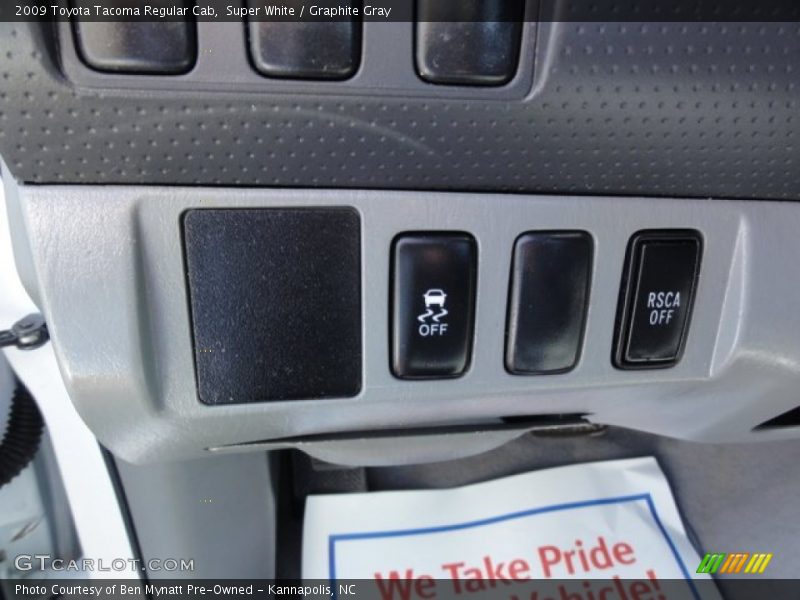 Super White / Graphite Gray 2009 Toyota Tacoma Regular Cab