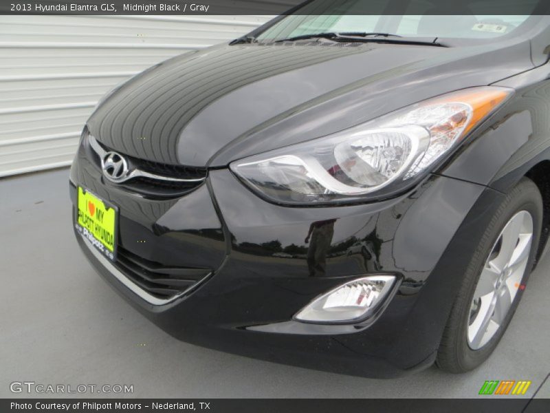 Midnight Black / Gray 2013 Hyundai Elantra GLS