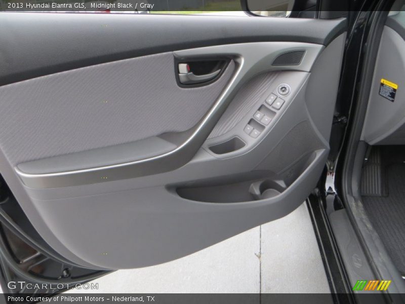 Midnight Black / Gray 2013 Hyundai Elantra GLS