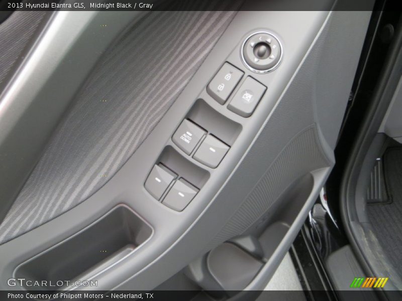 Midnight Black / Gray 2013 Hyundai Elantra GLS