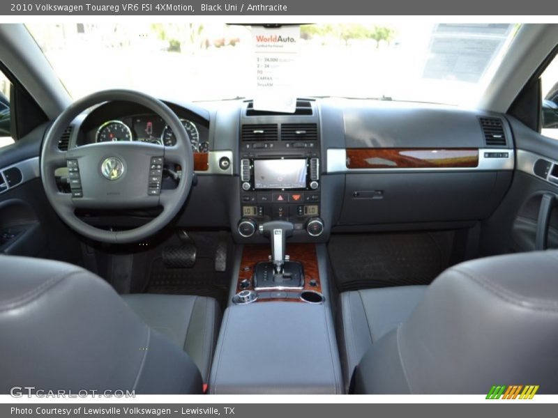 Black Uni / Anthracite 2010 Volkswagen Touareg VR6 FSI 4XMotion