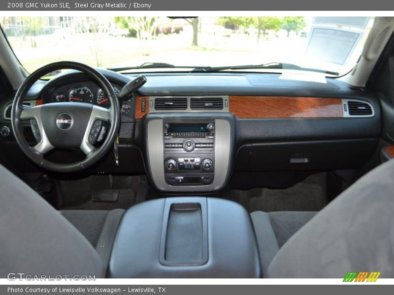 Dashboard of 2008 Yukon SLE