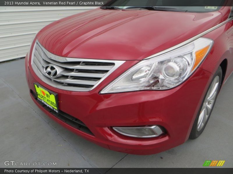 Venetian Red Pearl / Graphite Black 2013 Hyundai Azera