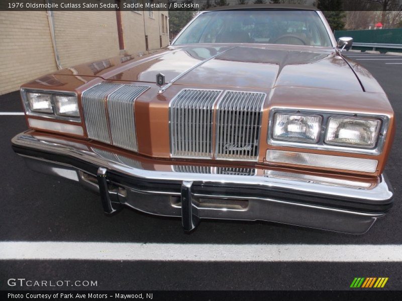 Saddle Metallic / Buckskin 1976 Oldsmobile Cutlass Salon Sedan