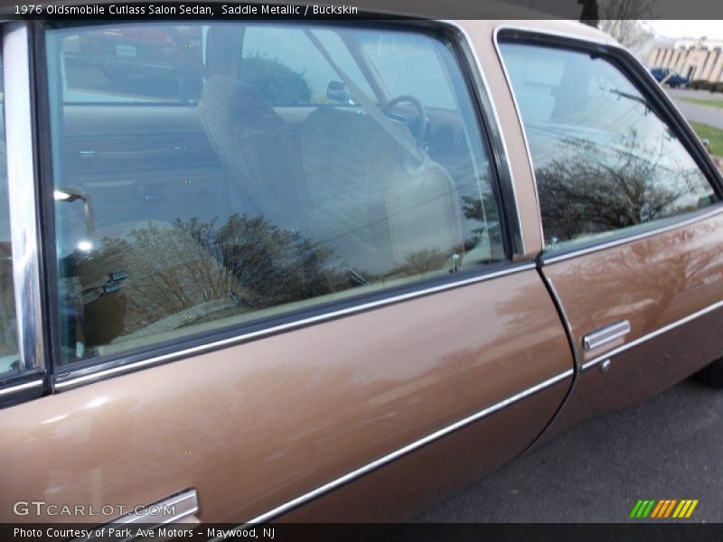Saddle Metallic / Buckskin 1976 Oldsmobile Cutlass Salon Sedan