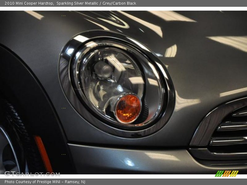 Sparkling Silver Metallic / Grey/Carbon Black 2010 Mini Cooper Hardtop