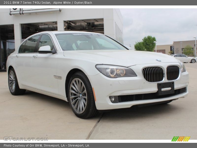 Front 3/4 View of 2011 7 Series 740Li Sedan