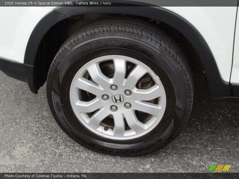 Taffeta White / Ivory 2005 Honda CR-V Special Edition 4WD