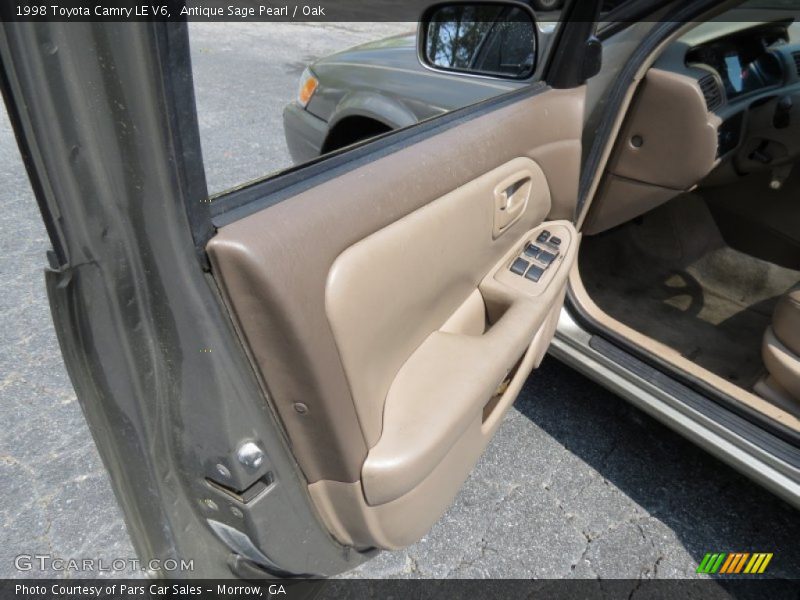 Antique Sage Pearl / Oak 1998 Toyota Camry LE V6