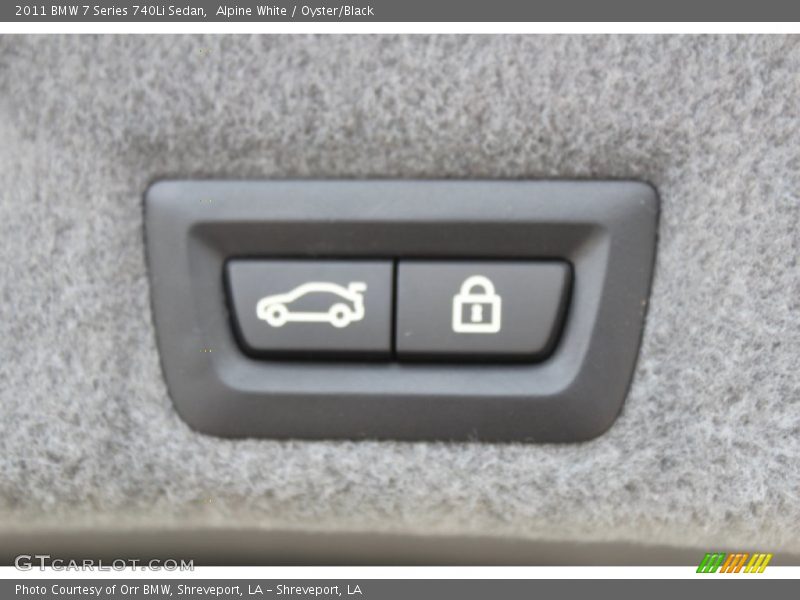 Alpine White / Oyster/Black 2011 BMW 7 Series 740Li Sedan