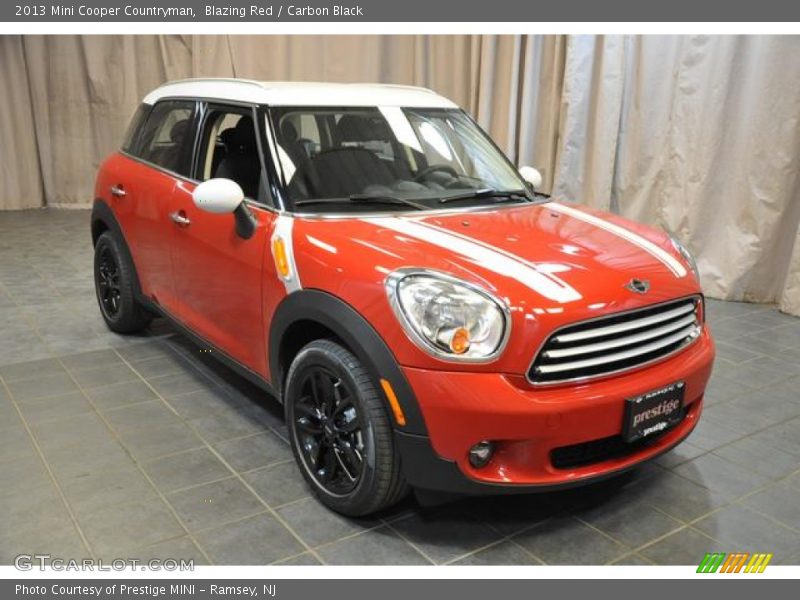 Blazing Red / Carbon Black 2013 Mini Cooper Countryman