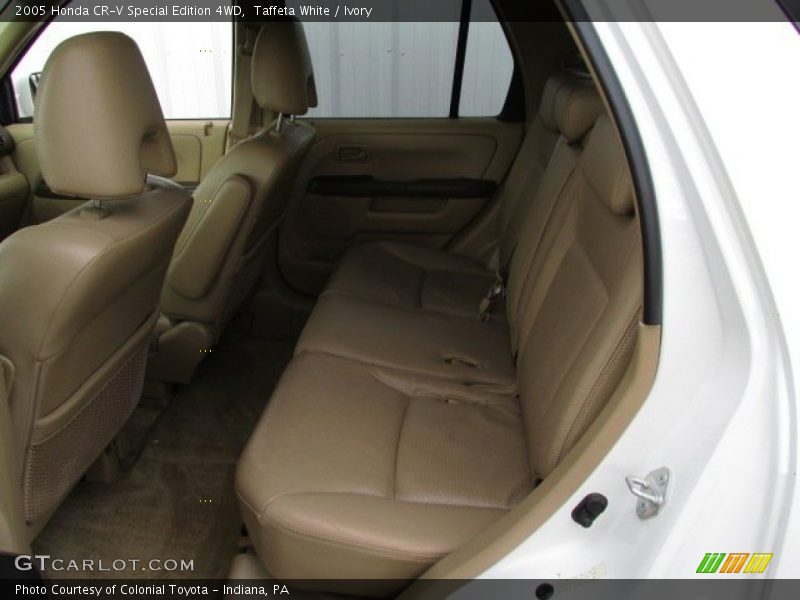 Taffeta White / Ivory 2005 Honda CR-V Special Edition 4WD