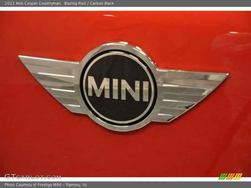 Blazing Red / Carbon Black 2013 Mini Cooper Countryman