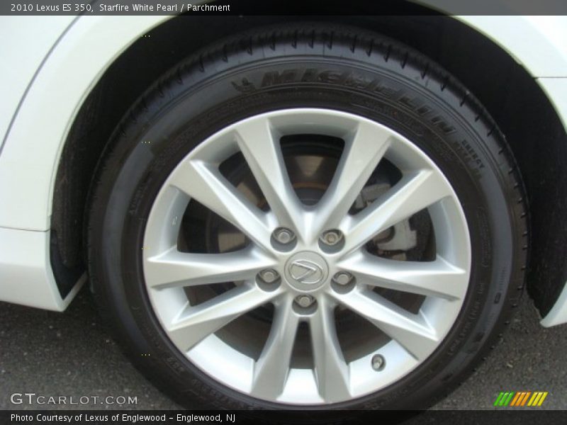 Starfire White Pearl / Parchment 2010 Lexus ES 350