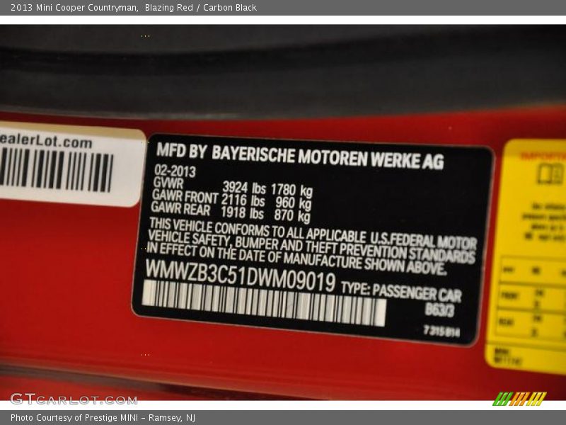 Blazing Red / Carbon Black 2013 Mini Cooper Countryman