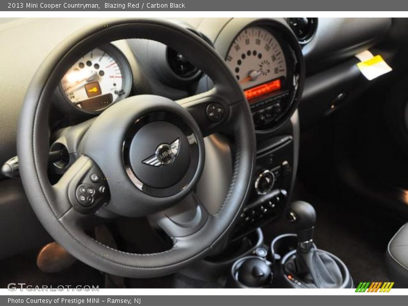 Blazing Red / Carbon Black 2013 Mini Cooper Countryman