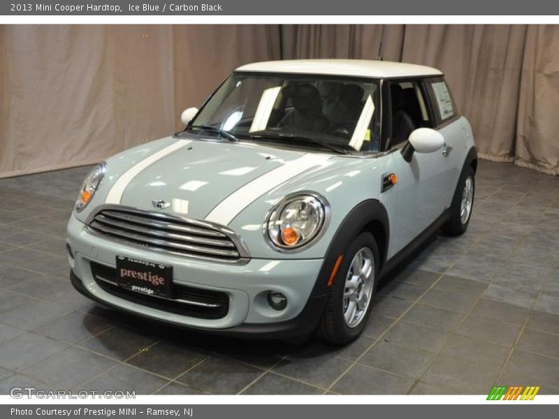 Ice Blue / Carbon Black 2013 Mini Cooper Hardtop
