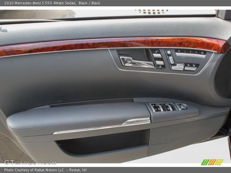 Black / Black 2010 Mercedes-Benz S 550 4Matic Sedan