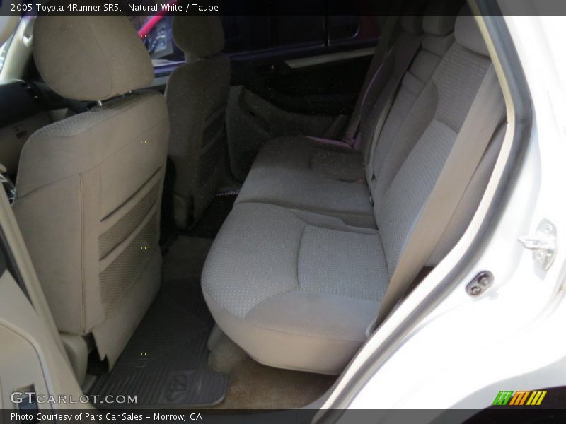 Natural White / Taupe 2005 Toyota 4Runner SR5