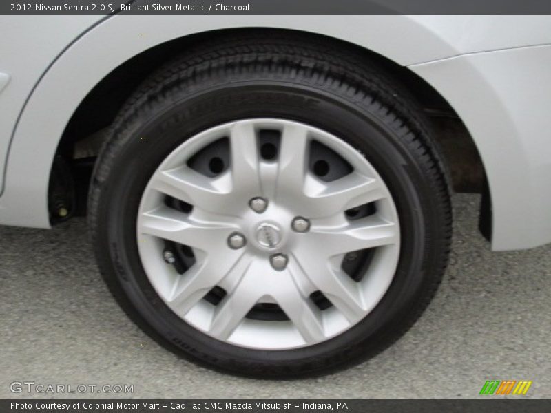 Brilliant Silver Metallic / Charcoal 2012 Nissan Sentra 2.0 S