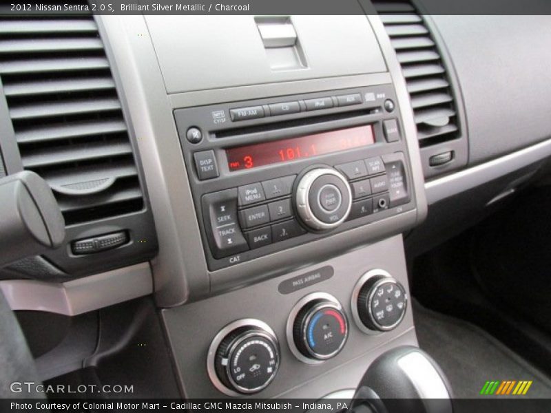 Brilliant Silver Metallic / Charcoal 2012 Nissan Sentra 2.0 S