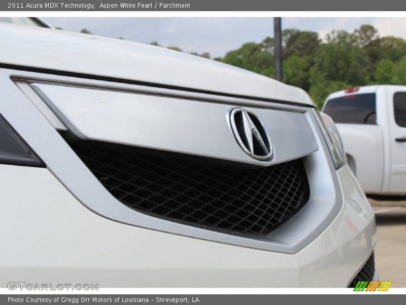 Aspen White Pearl / Parchment 2011 Acura MDX Technology