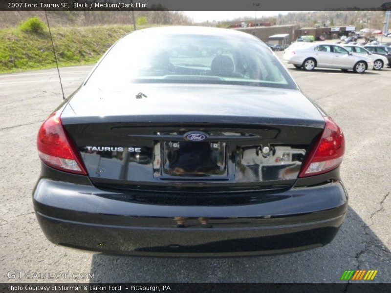 Black / Medium/Dark Flint 2007 Ford Taurus SE