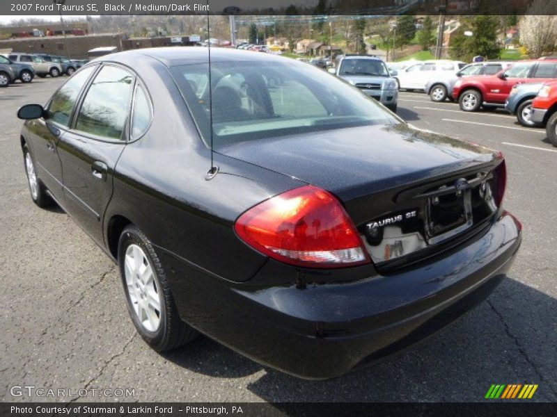 Black / Medium/Dark Flint 2007 Ford Taurus SE