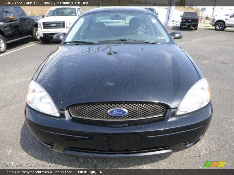 Black / Medium/Dark Flint 2007 Ford Taurus SE
