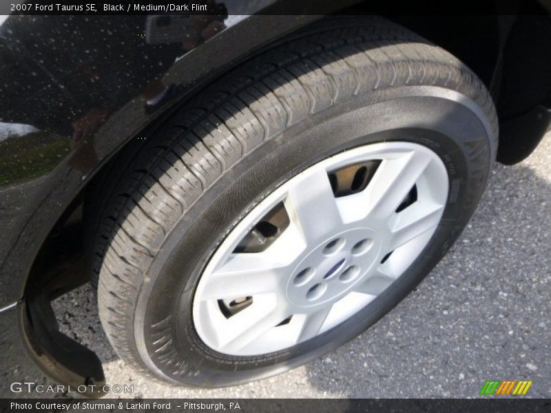 Black / Medium/Dark Flint 2007 Ford Taurus SE