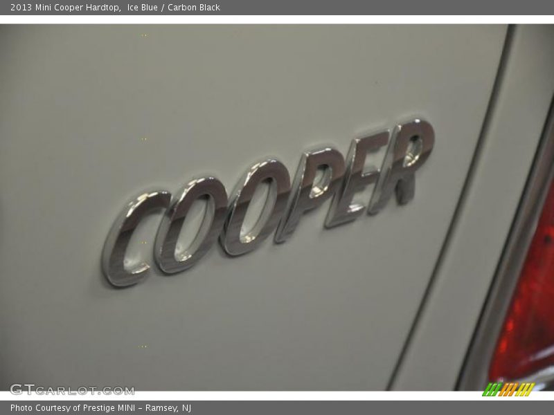 Ice Blue / Carbon Black 2013 Mini Cooper Hardtop