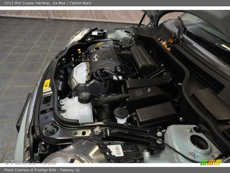 Ice Blue / Carbon Black 2013 Mini Cooper Hardtop