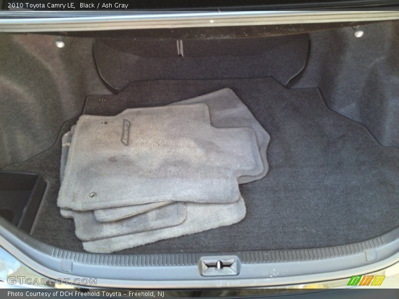 Black / Ash Gray 2010 Toyota Camry LE