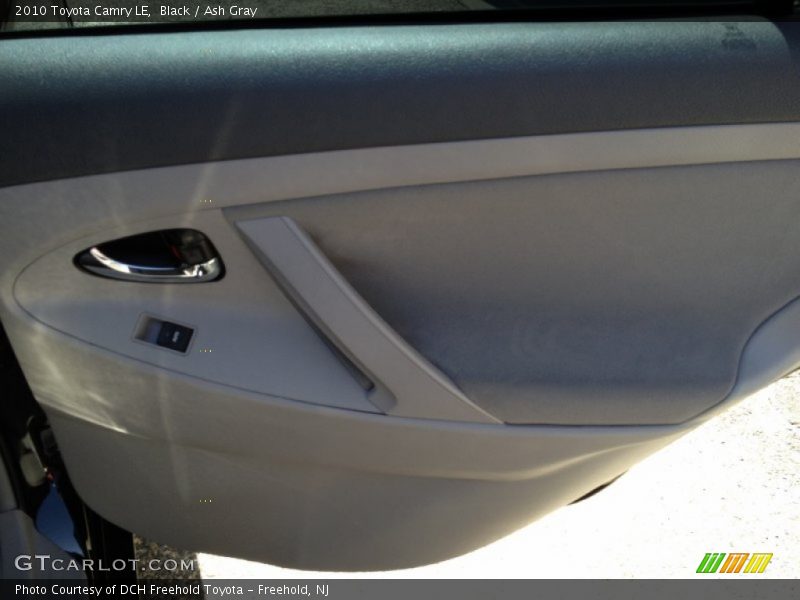 Black / Ash Gray 2010 Toyota Camry LE