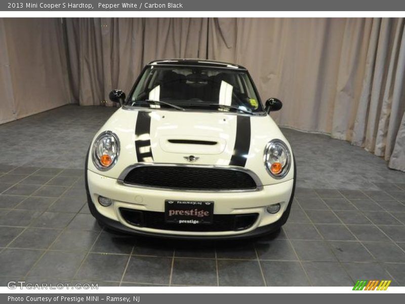 Pepper White / Carbon Black 2013 Mini Cooper S Hardtop