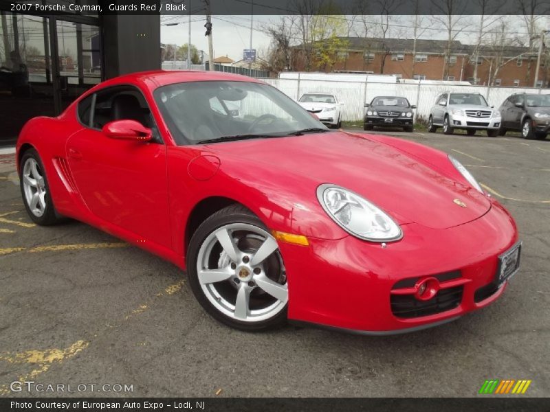 Front 3/4 View of 2007 Cayman 