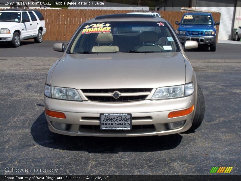 Pebble Beige Metallic / Beige 1997 Nissan Maxima GXE