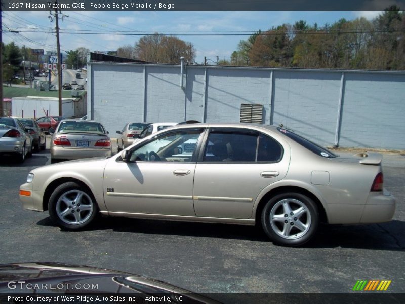 Pebble Beige Metallic / Beige 1997 Nissan Maxima GXE