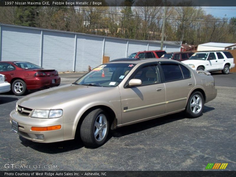 Pebble Beige Metallic / Beige 1997 Nissan Maxima GXE