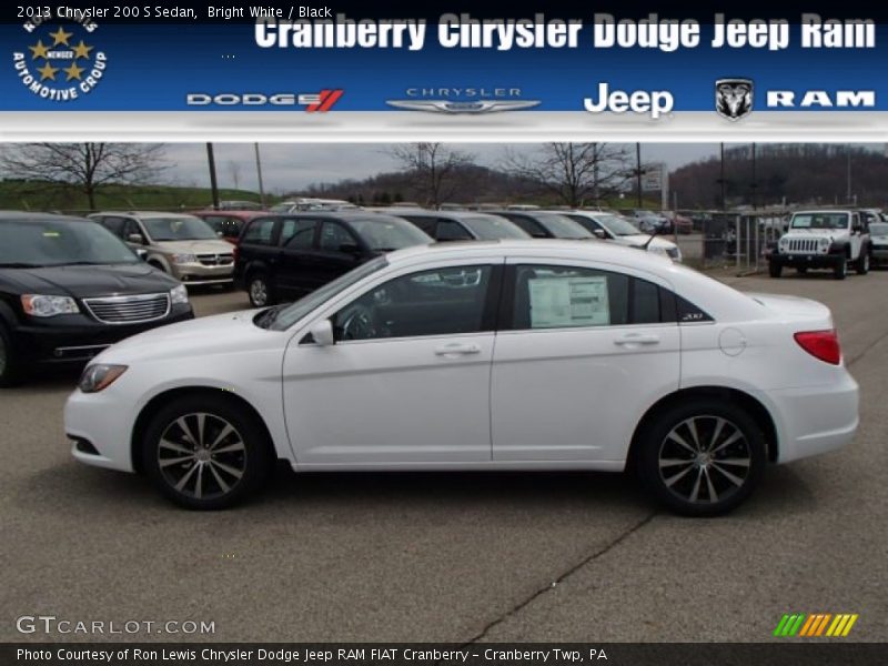 Bright White / Black 2013 Chrysler 200 S Sedan