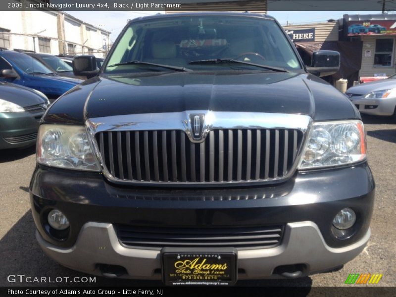 Black / Light Parchment 2003 Lincoln Navigator Luxury 4x4