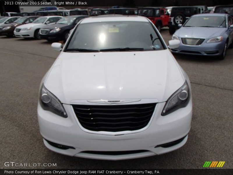 Bright White / Black 2013 Chrysler 200 S Sedan