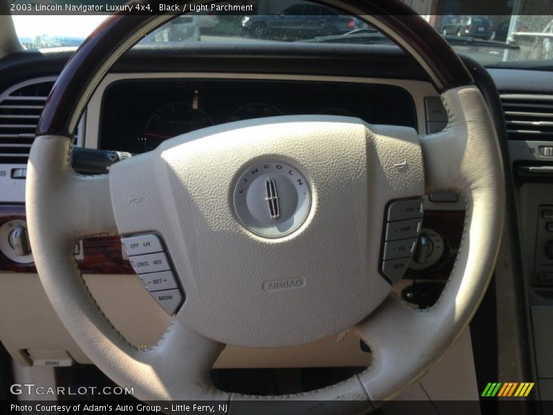 Black / Light Parchment 2003 Lincoln Navigator Luxury 4x4