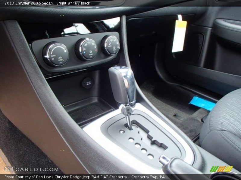  2013 200 S Sedan 6 Speed AutoStick Automatic Shifter