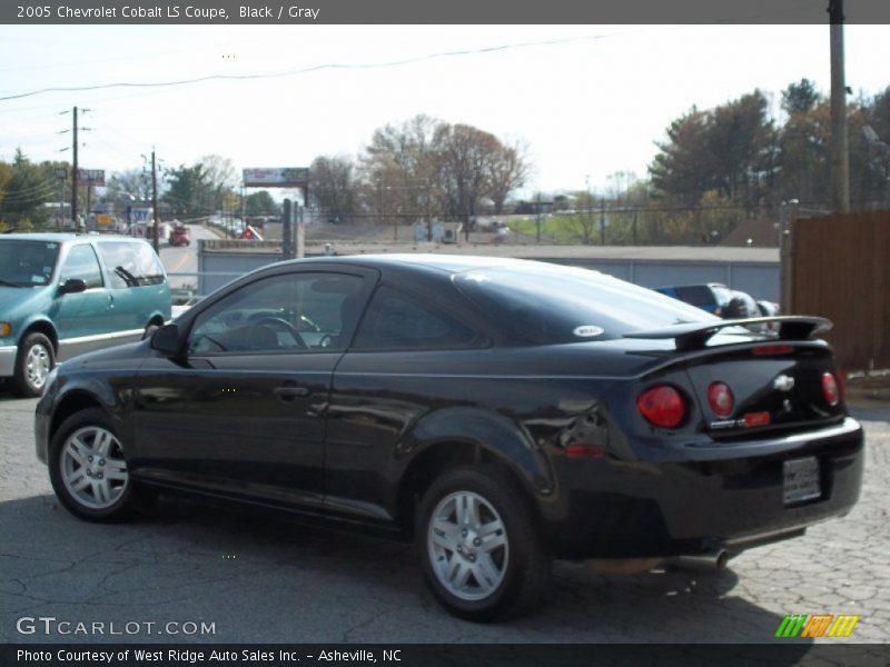Black / Gray 2005 Chevrolet Cobalt LS Coupe