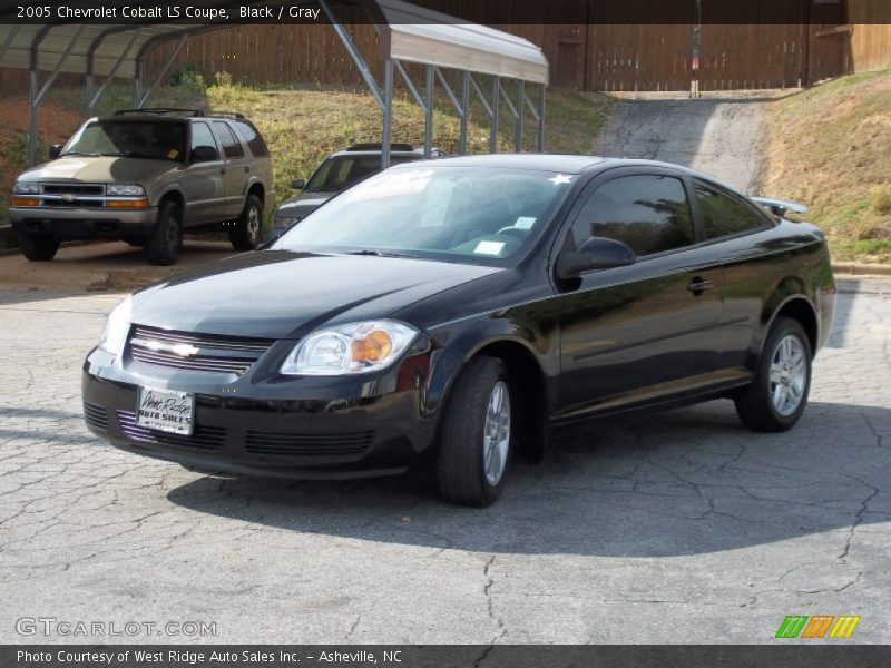 Black / Gray 2005 Chevrolet Cobalt LS Coupe