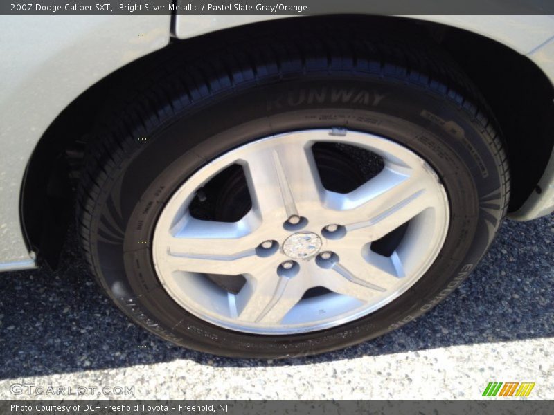 Bright Silver Metallic / Pastel Slate Gray/Orange 2007 Dodge Caliber SXT