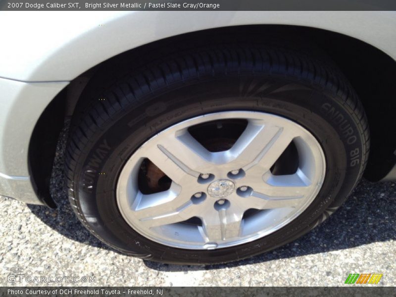 Bright Silver Metallic / Pastel Slate Gray/Orange 2007 Dodge Caliber SXT