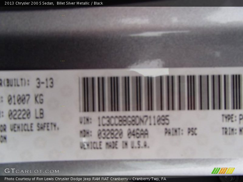 Billet Silver Metallic / Black 2013 Chrysler 200 S Sedan